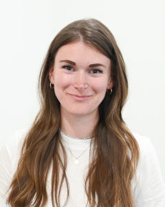 Frau Dr. Viktoria Schubert